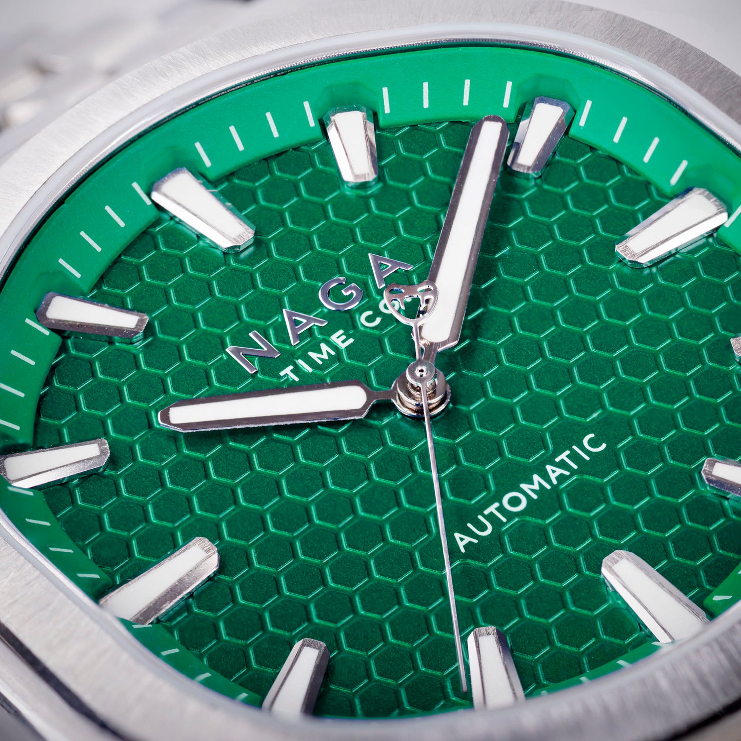 NAGA N-0109V Green dial (PRE-ORDER)